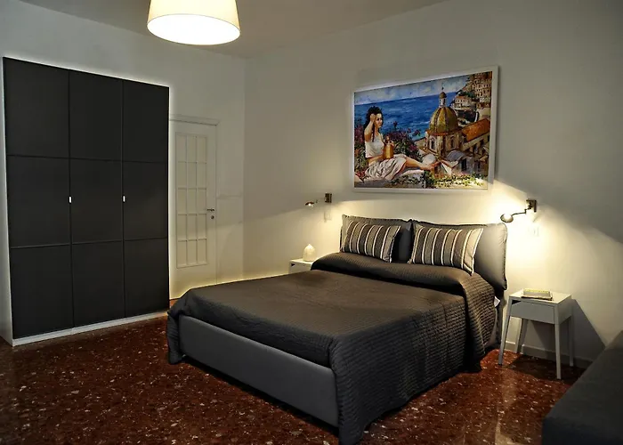 Casa Castagna Bed and Breakfast Σαλέρνο