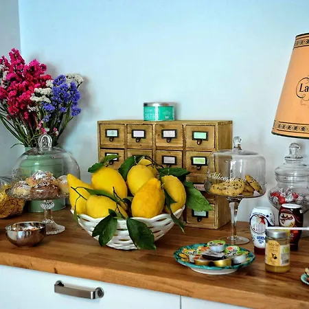 Casa Castagna Bed & Breakfast 2*